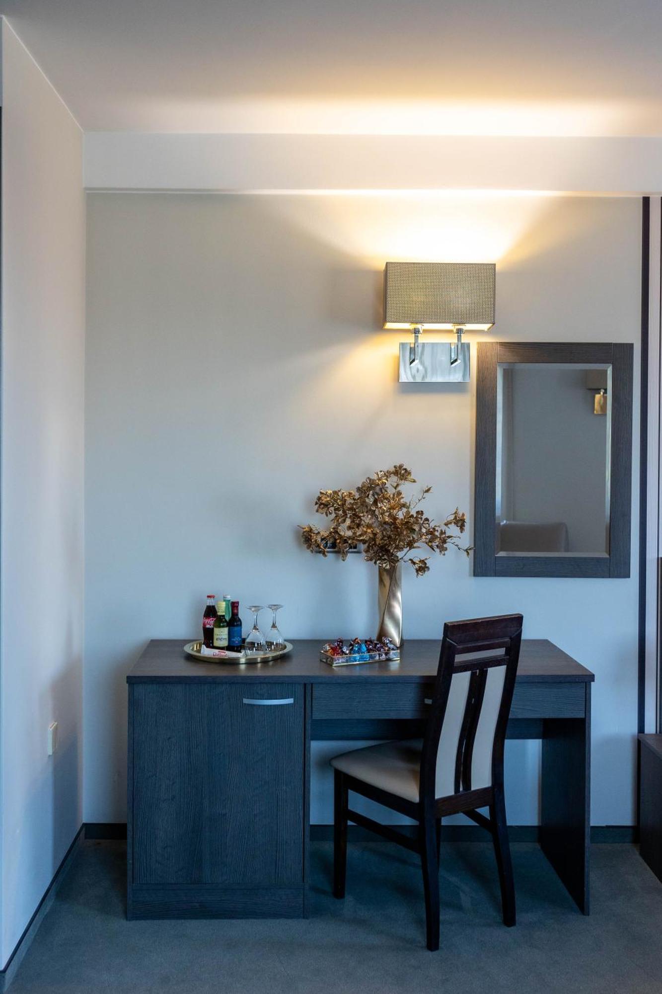 Art Hotel Slavonski Brod Dış mekan fotoğraf
