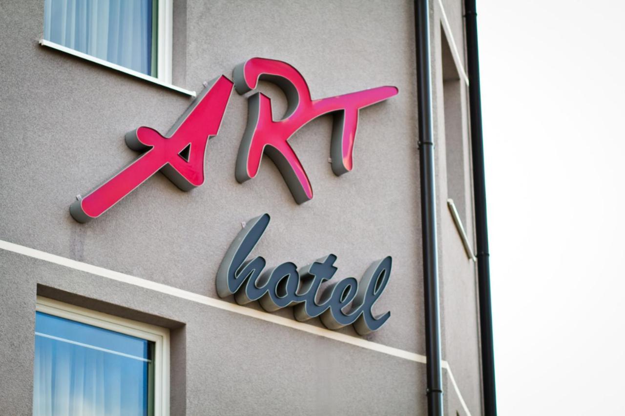 Art Hotel Slavonski Brod Dış mekan fotoğraf